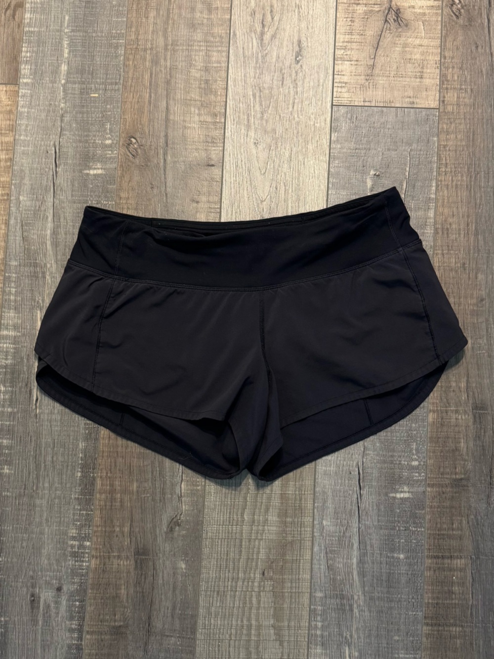 lululemon athletica shorts